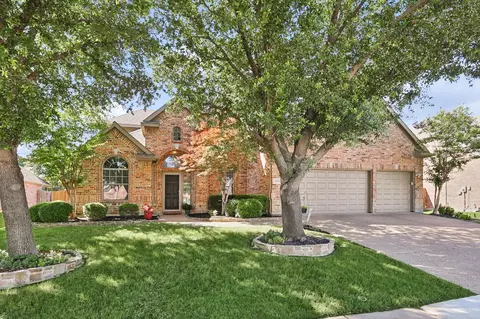 4302 Crestview Ln, Mansfield, TX 76063