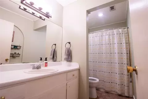 810 Rockwall Dr, Euless, TX 76039 photo 6