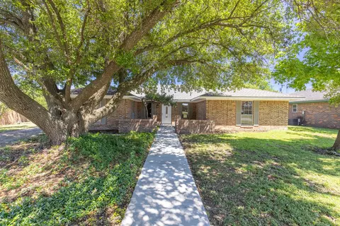 5505 Greenbriar St, Greenville, TX 75402