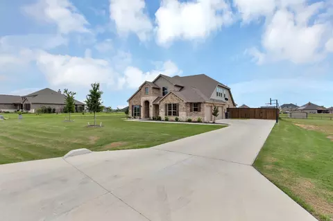 13701 Prairie Vista Ln, Ponder, TX 76259
