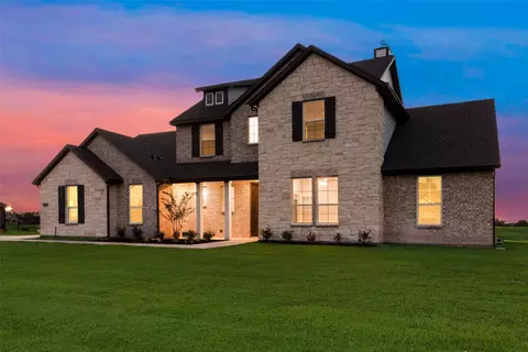 2908 Mossy Oak Dr, Terrell, TX 75161