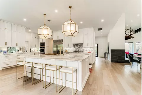 6922 Woodland Dr, Dallas, TX 75225