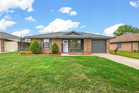 904 Loganwood Dr, Royse City, TX 75189