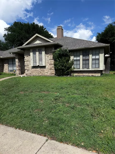 2010 Hearthside Ln, Garland, TX 75044