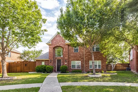 1311 Spirit Falls Dr, Frisco, TX 75033