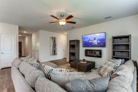 2100 Robert St, Anna, TX 75409 photo 6