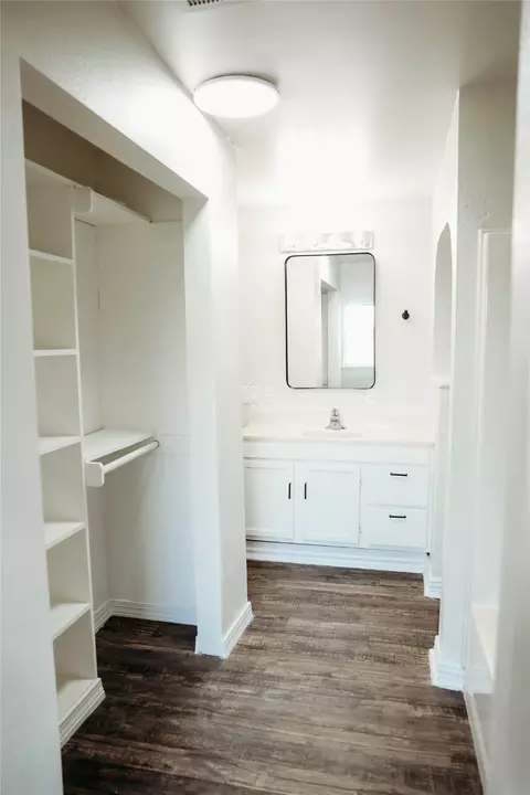 Bath - 416 W Cardinal St, Ector, TX 75439 photo 8 of 8