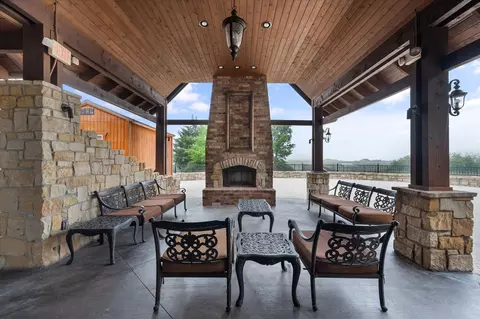 1007 Canterbury Ln, Forney, TX 75126