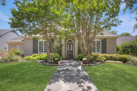 6533 S Dover Ter, Fort Worth, TX 76132