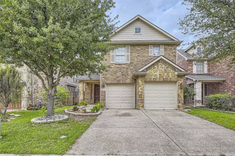 1336 Cog Hill Dr, Fort Worth, TX 76120