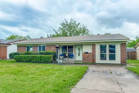 814 Miranda Dr, Mesquite, TX 75149