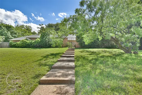618 Gill Dr, Abilene, TX 79601
