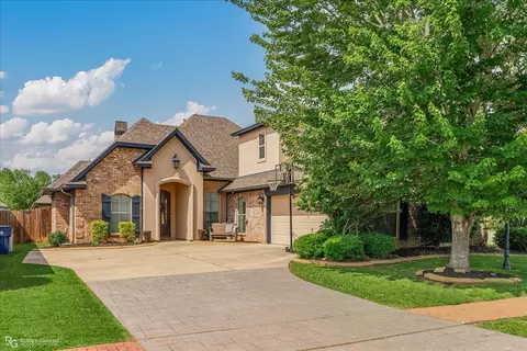 782 Dumaine Dr, Bossier City, LA 71111