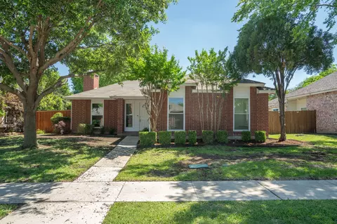 994 Downey Dr, Lewisville, TX 75067