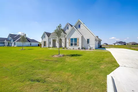 1630 Blackfoot Pkwy, Waxahachie, TX 75165