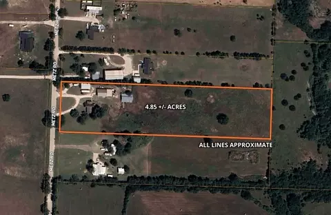 10904 Metz Rd, Sanger, TX 76266