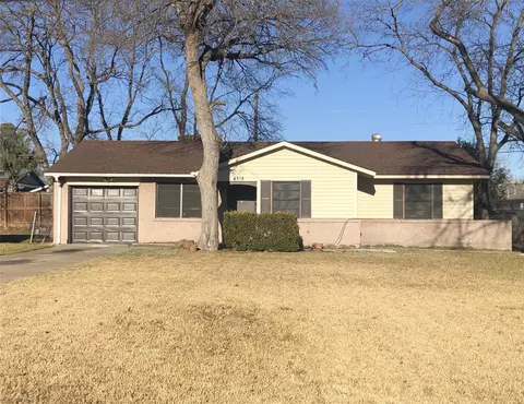 4314 Birch Dr, Mesquite, TX 75150