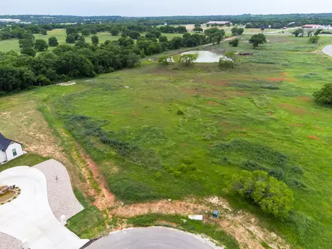 505 Bella Ct, Granbury, TX 76048