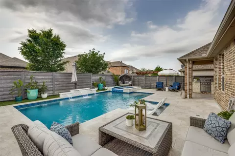 5113 Ember Pl, Aubrey, TX 76227