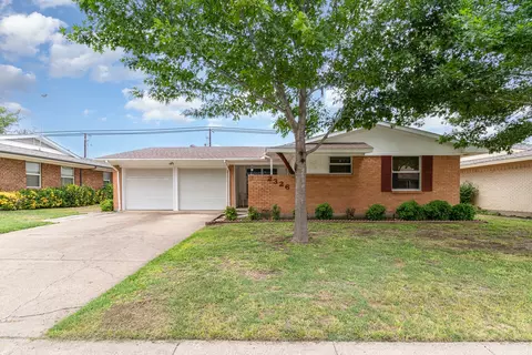 2326 Newcastle Dr, Garland, TX 75041
