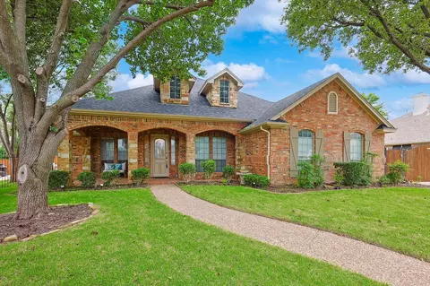 8301 Havenwood Dr, North Richland Hills, TX 76182