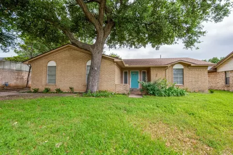 1808 W Rochelle Rd, Irving, TX 75062