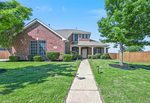 902 Countryside Dr, Cedar Hill, TX 75104