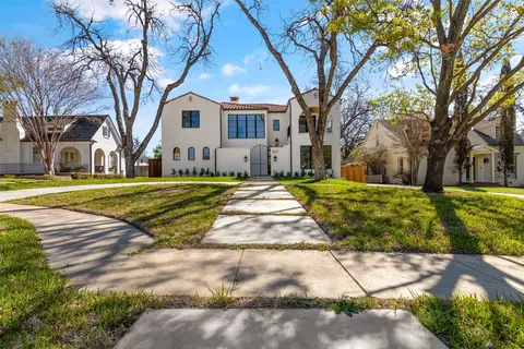 3117 Stadium Dr, Fort Worth, TX 76109