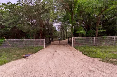 4101 Matthew Dr, Cleburne, TX 76031