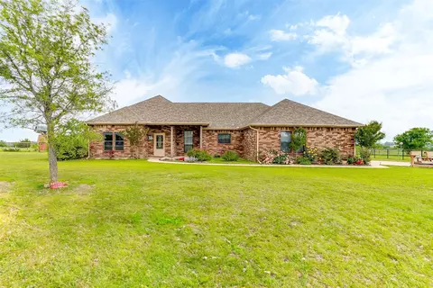 237 Dove Hill Ln, Weatherford, TX 76088