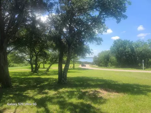 26002 Woodacre Dr, Whitney, TX 76692