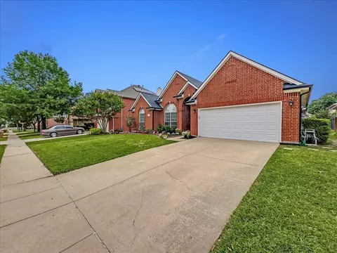 1833 Honey Mesquite Ln, Flower Mound, TX 75028