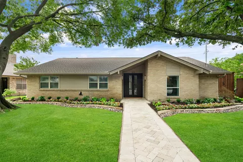 6812 Saint Anne St, Dallas, TX 75248