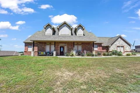 230 Canyon Creek Cir, Weatherford, TX 76087