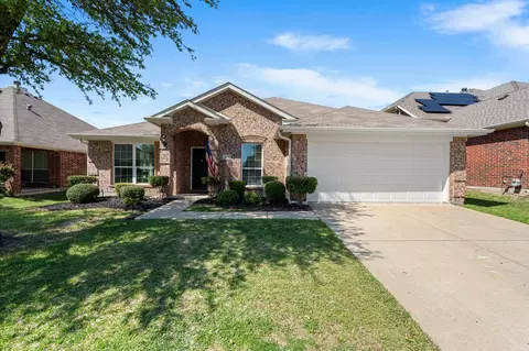 6211 Meadowcrest Ln, Sachse, TX 75048