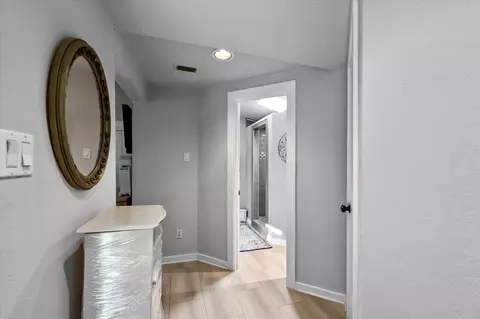 Entry Way - 102 E 7th St, Lancaster, TX 75146 photo 3 of 3