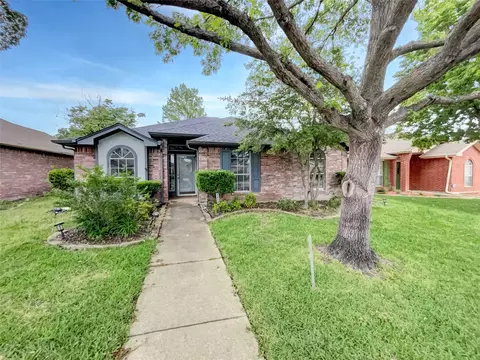 1428 Cool Springs Dr, Mesquite, TX 75181