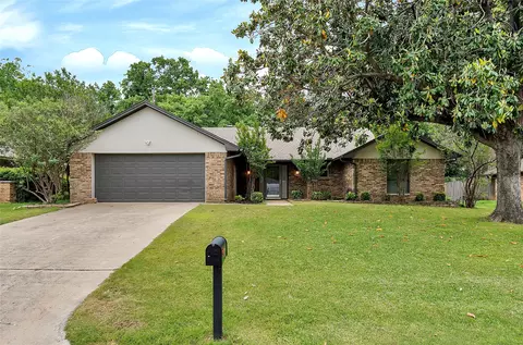 1913 Redwood Trl, Grapevine, TX 76051