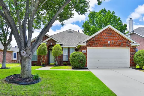 608 Chestnut Dr, Keller, TX 76248