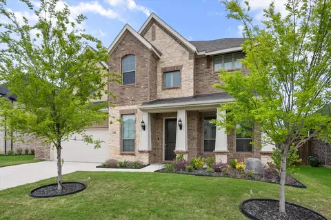 608 Luna Springs Dr, Mansfield, TX 76063