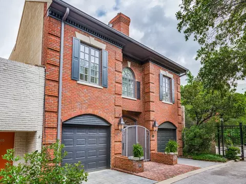 4601 Christopher Pl, Dallas, TX 75204