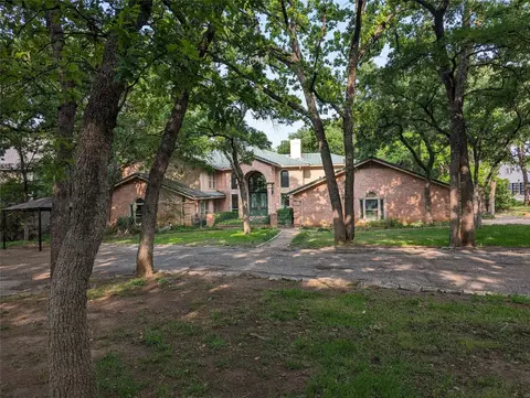 2408 Perkins Rd, Arlington, TX 76016
