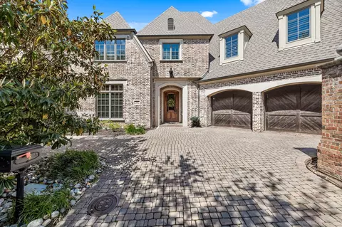8 Bluff Park, Dallas, TX 75220