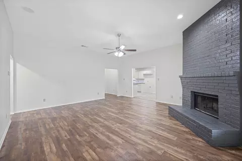 1709 Trinity Hl, Mesquite, TX 75181 photo 6