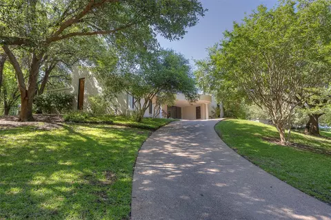 1420 Shady Oaks Ln, Westover Hills, TX 76107