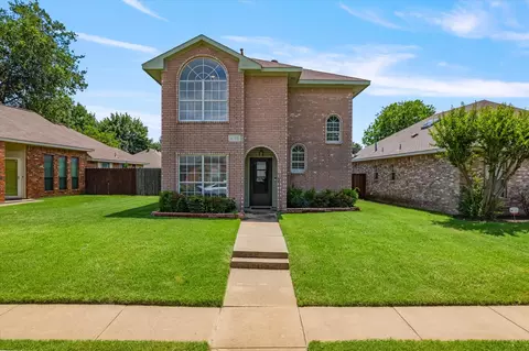 2128 Arbor Creek Dr, Carrollton, TX 75010