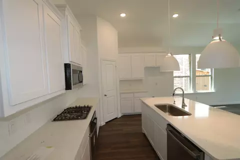 5108 Greenbrook Rd, Argyle, TX 76226 photo 2