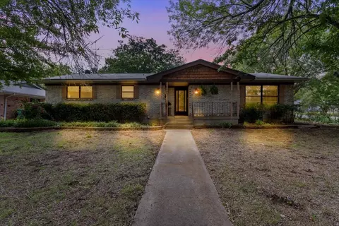 800 Hillside Dr, Sherman, TX 75090
