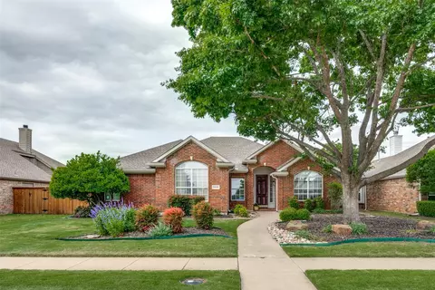 10616 Camelot Dr, Frisco, TX 75035