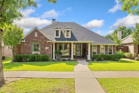 857 Winchester Dr, Lewisville, TX 75056